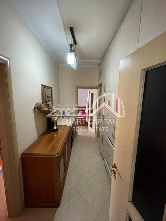 APPARTAMENTO 3 + 2 IN VENDITA A VLORE, VICINO ALLA SCUOLA INDUSTRIALE