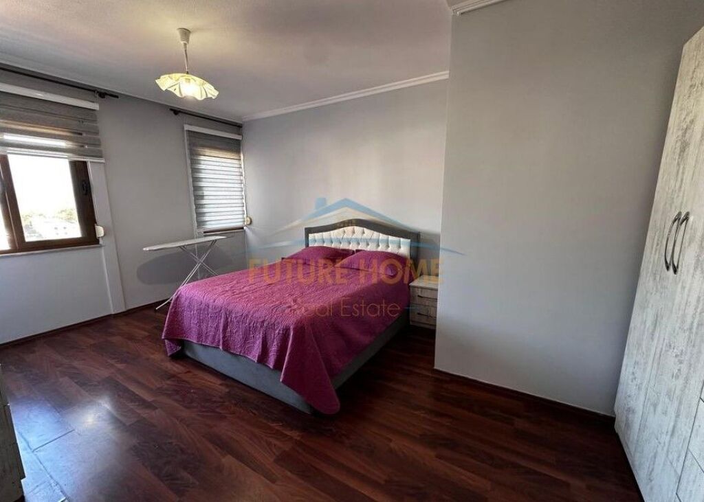 Jepet Me Qera , Apartament 2+1 , LIQENI ARTIFICIAL , Tirane .