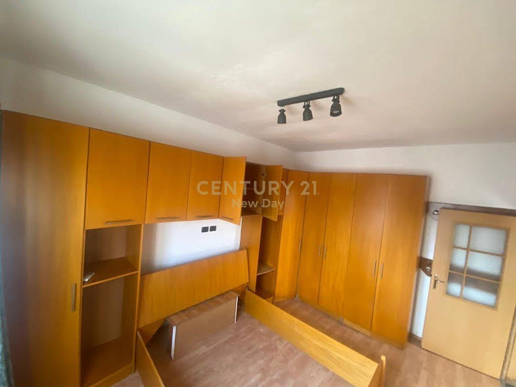 SUPER DEAL, DUPLEX 2+1+2 FOR RENT NEAR ZOGU I ZI!!!
