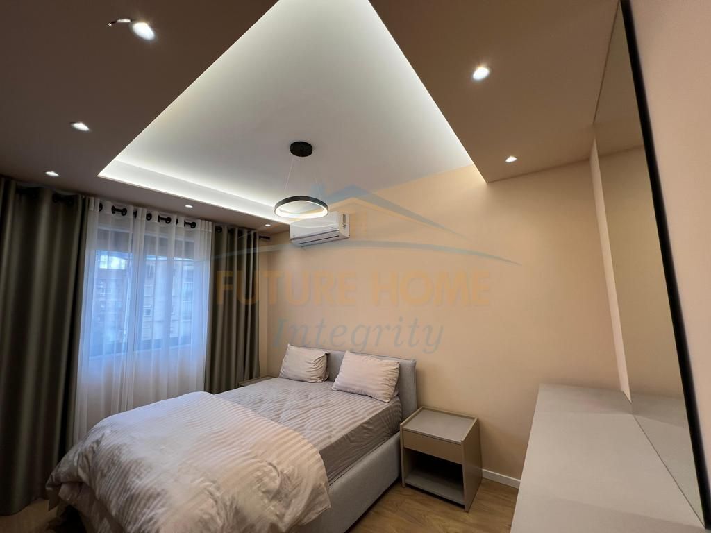Apartment 2+1+2+parking space for sale Durres Street