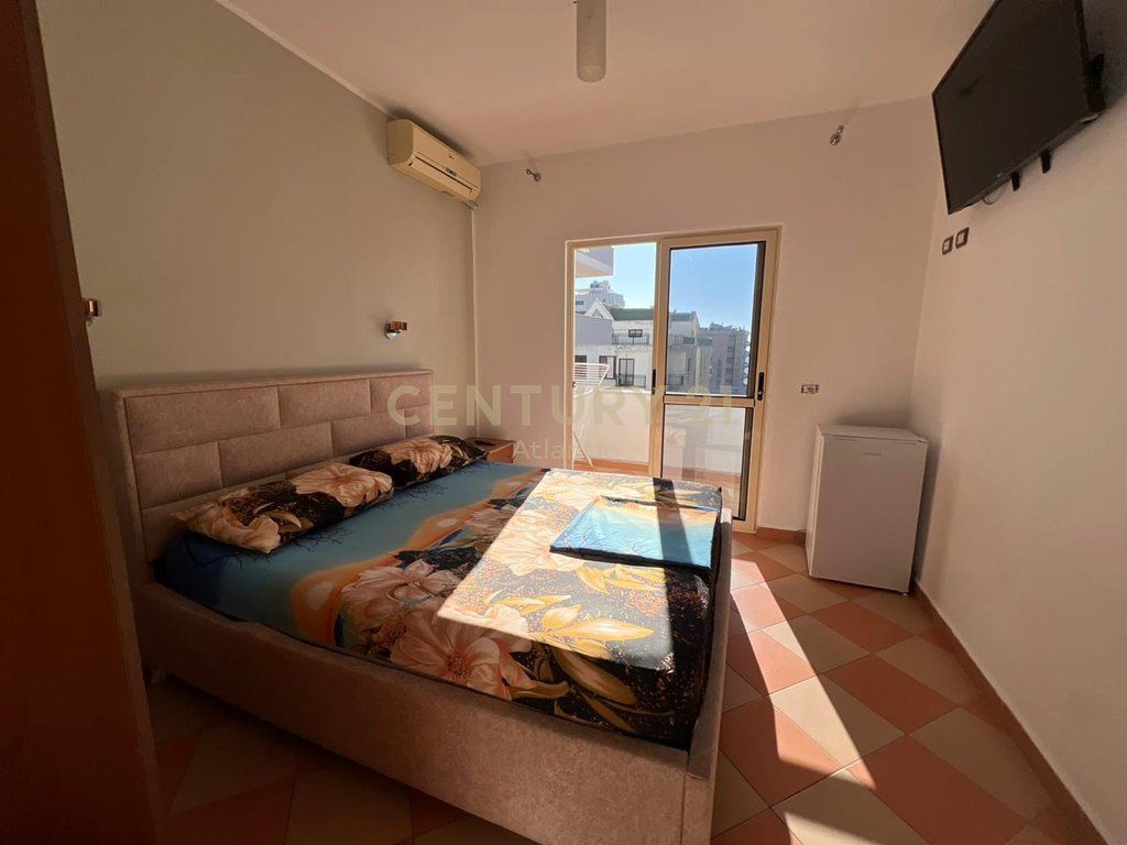 HOTEL ME QIRA TEK SHKEMBI I KAVAJES