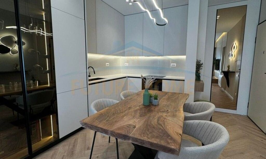 Qera, Apartament 2+1+2, Tirana Garden Building !!!