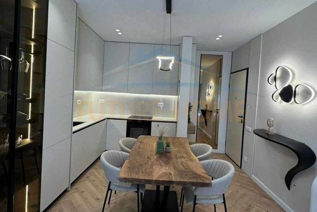 Qera, Apartament 2+1+2, Tirana Garden Building !!!
