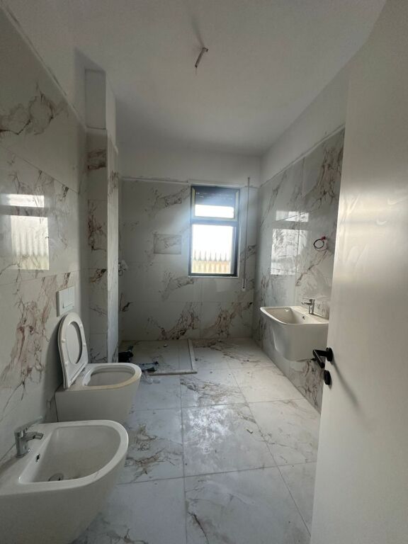 Occasione "Vendesi appartamento 2+1+2+balcone"