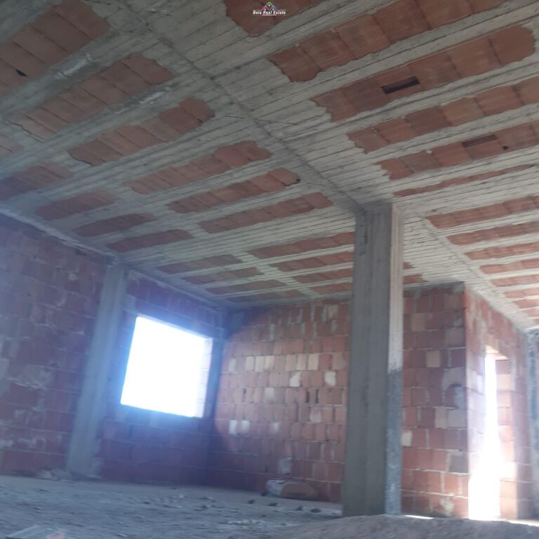 Villa in Vendita a Koder Kamez (ID BV0126) Tirana