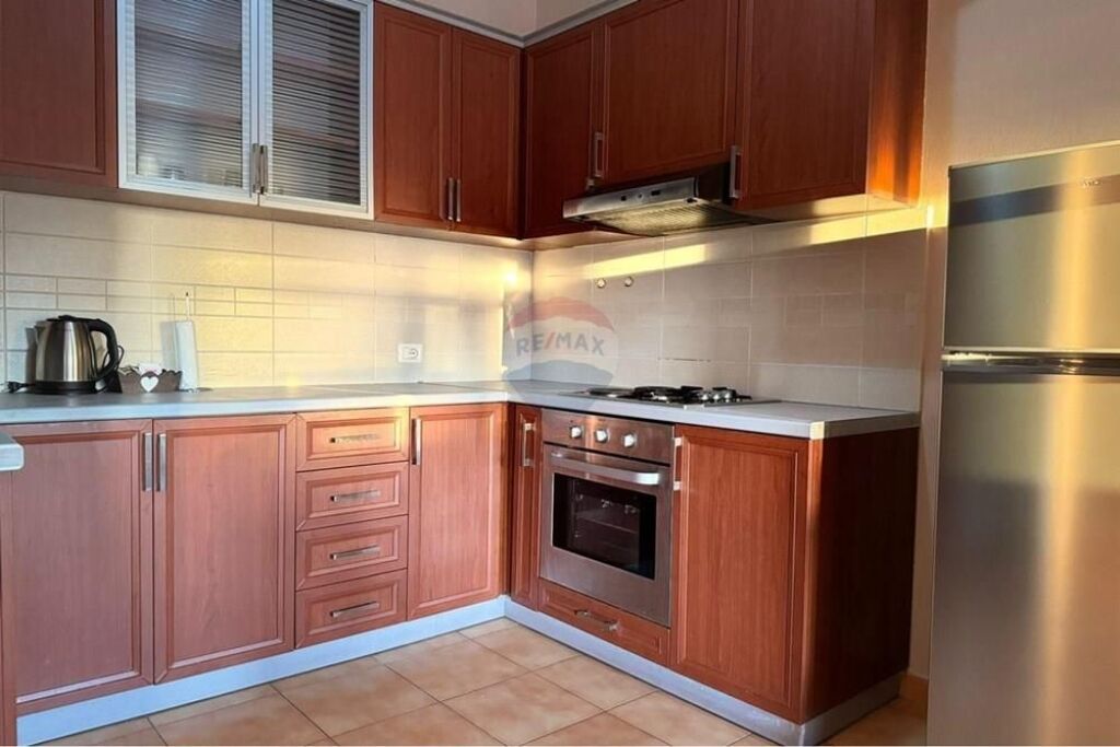 Apartment 1+1 for rent at Barricades Street!
