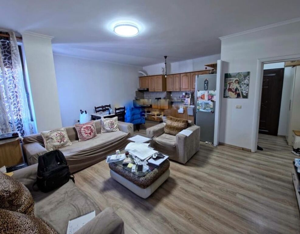 Apartament 2+1 Me Qira në Oxhaku, Porcelan, Tiranë! 500 € /Muaj