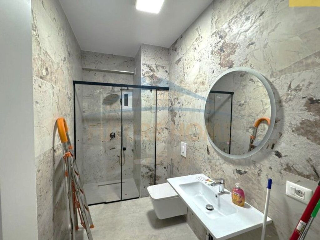 Shitet, Apartament 1+1, Ish-Parku