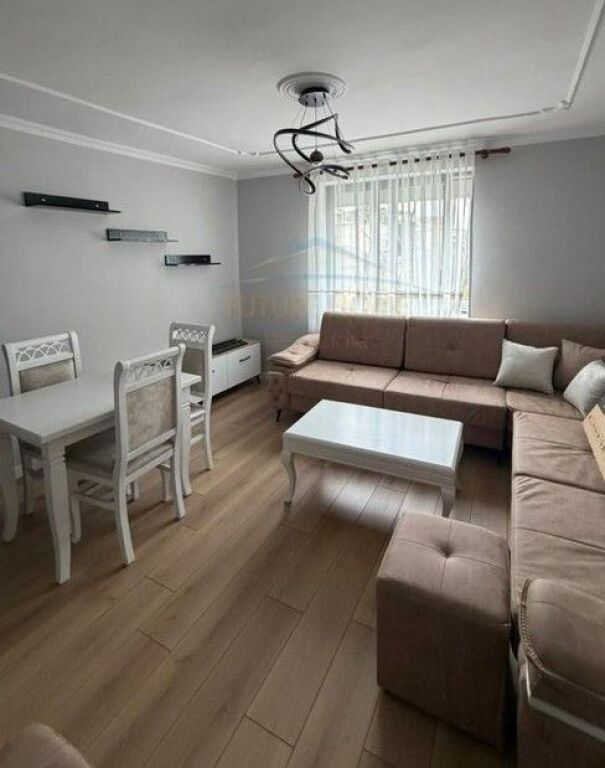 Qera, Apartament 1+1, 21 Dhjetori, Tiranë..