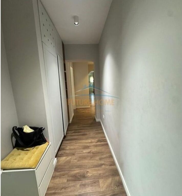 For sale, Apartment 3+1+2, 21 Dhjetori, Tirana
