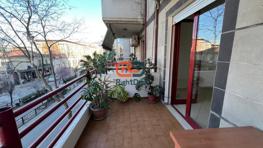 Vicino alla Strada di Kavaja, Locale in Affitto, Per Diverse Tipologie di Attività!!!