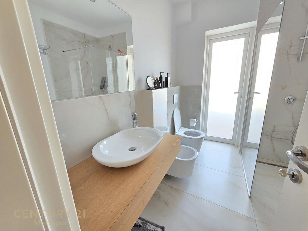 Apartament 1+1 Me Qira tek Shkolla e Baletit, Tiranë 600 € /Muaj