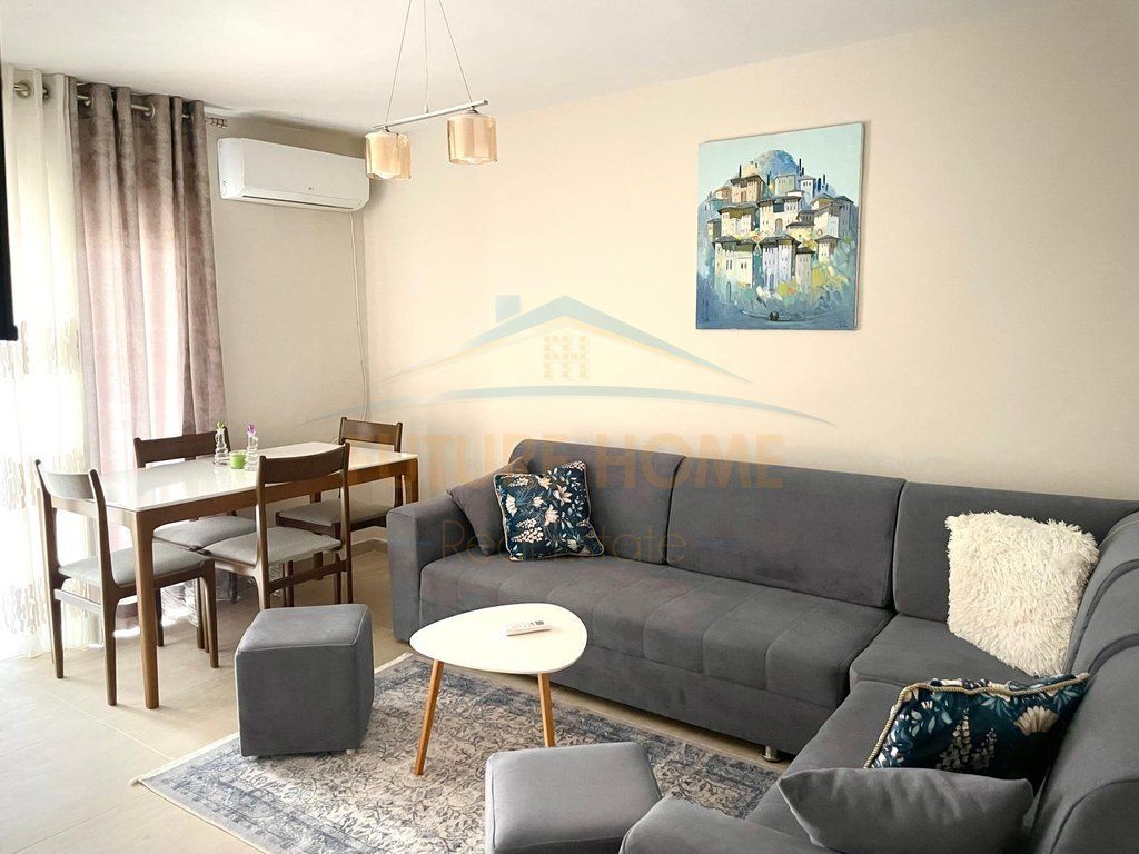 Affitto, Appartamento 2+1, Via Fortuzi, Tirana