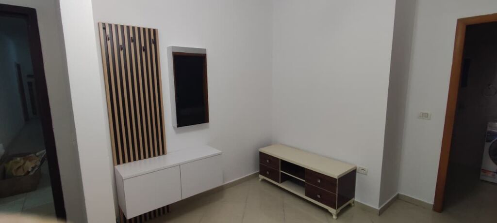 Jepet me Qera Apartament 2+1 në Zonën e Don Bosko,