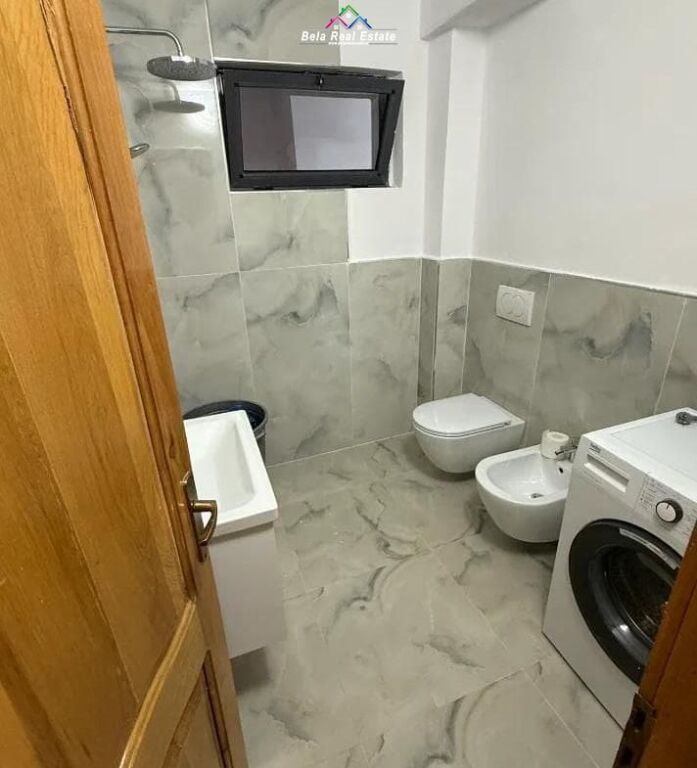 Appartamento 2+1+2 in Affitto a Myslym Shyr (ID B221408) Tirana
