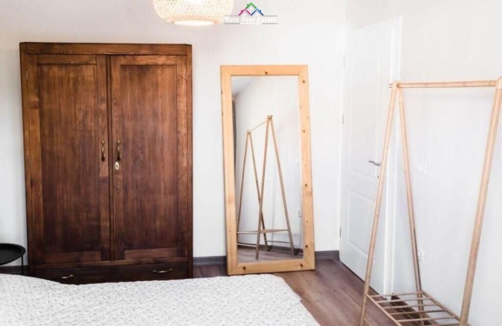 Appartamento In Affitto 1+1 In Via Fortuzi ( ID B211429) Tirana