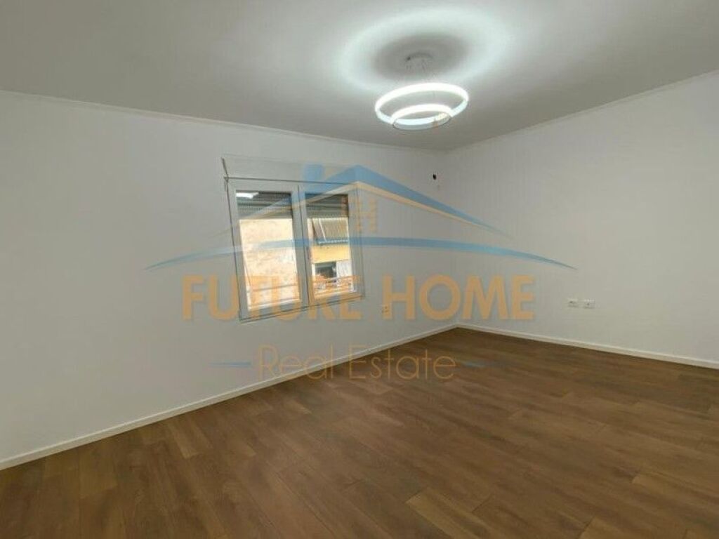 For sale, Apartment 2+1, Porcelan