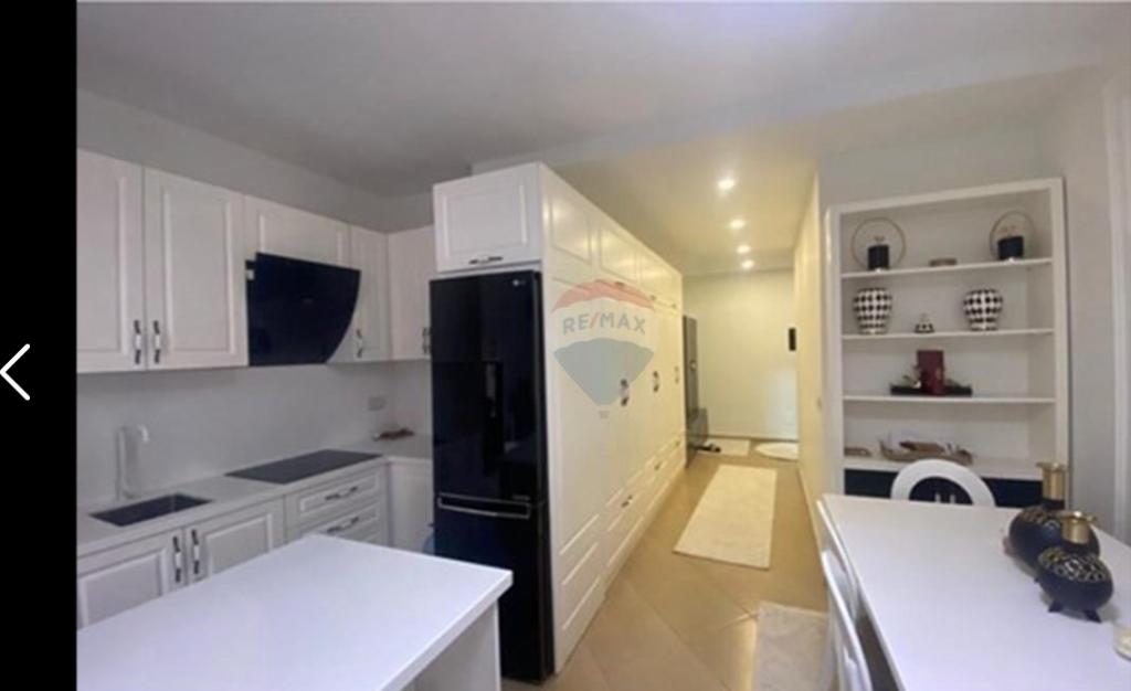 Apartament per shitje 2+1+2 tek Fresku