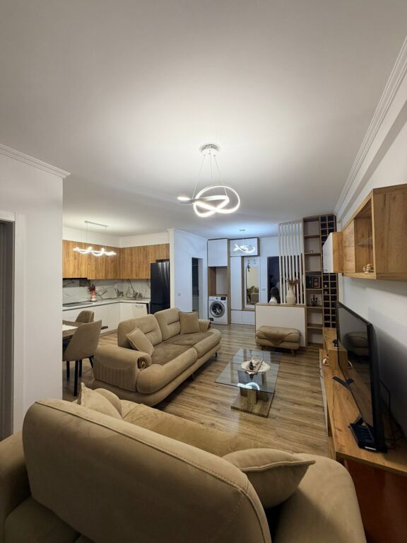 Jepet Apartament me Qira 1+1 në Yzberisht !