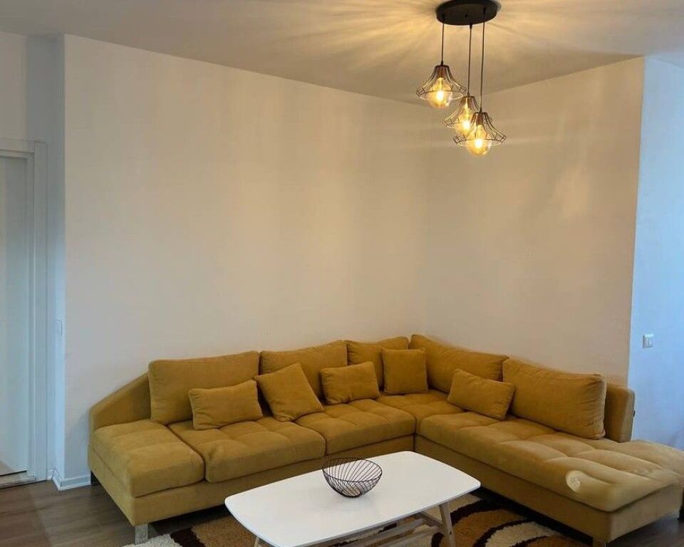 Apartament 2+1+2 me qera tek Grand Galeri,Yzberisht