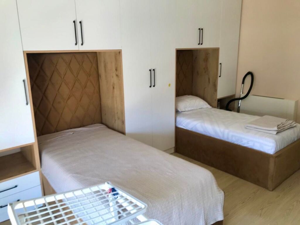 📣 QERA Apartament 2+1 Me 2 Tualete 📍 Liqeni i Thate 🛣️ Rruga "Hamdi Sina" ✨