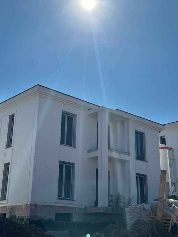 🏡 Shitet Vile moderne ne rezidencen Monclair, TEG