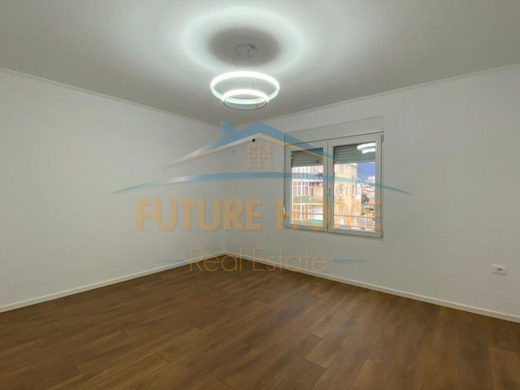 For sale, Apartment 2+1, Porcelan