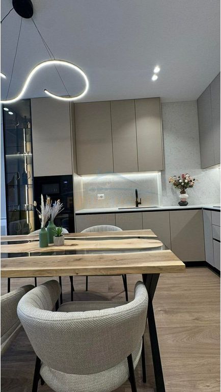 Qera, Apartament 2+1+2+Post Parkimi, Rruga Mine Peza, Golden Tower Residence