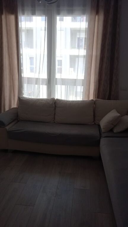 Jepet me qira apartament 1+1 në Univers City