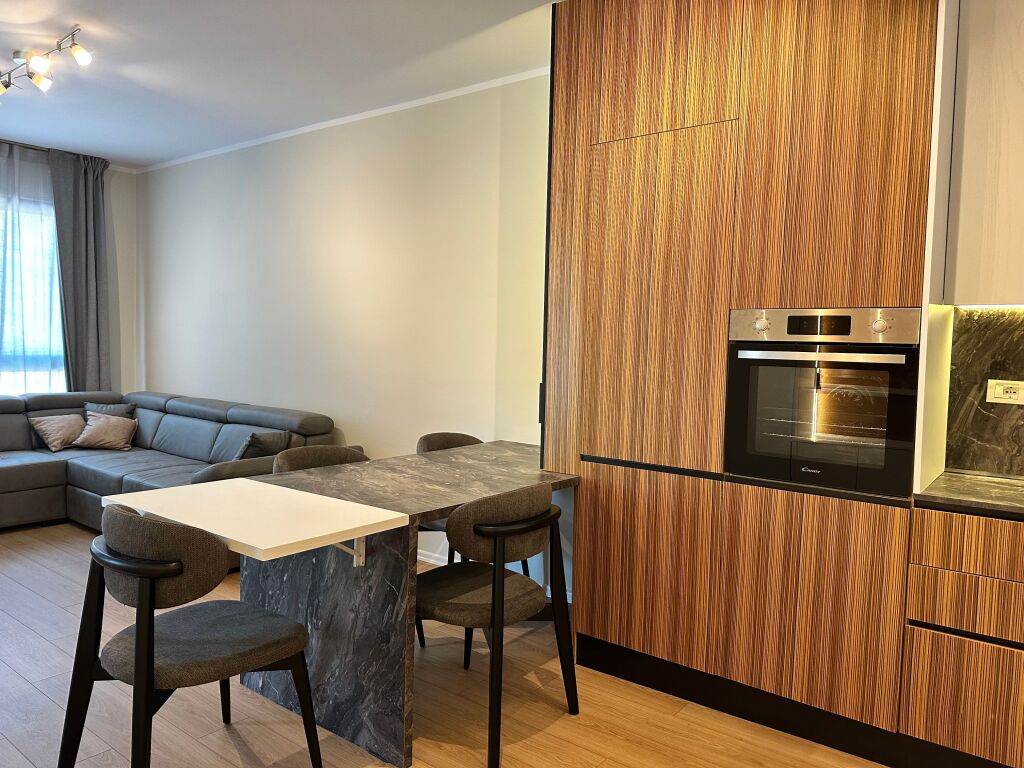 Appartamento 2+1+2 in vendita a Lungomare Vlore