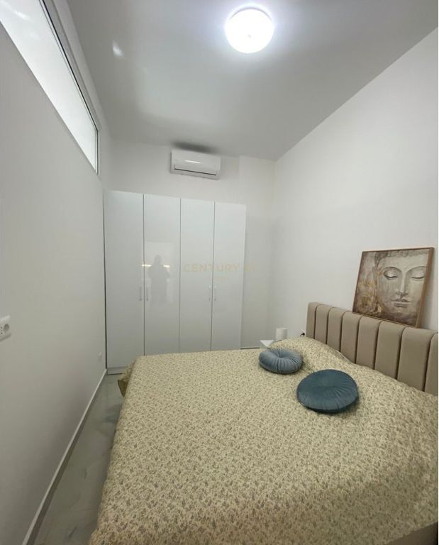 Apartament Per Qira Kompleksi Rafaelo, Fresk