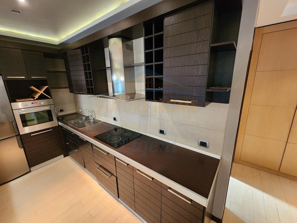 Affitto, Appartamento 2+1+Studio, Kodra e Diellit, Tirana.