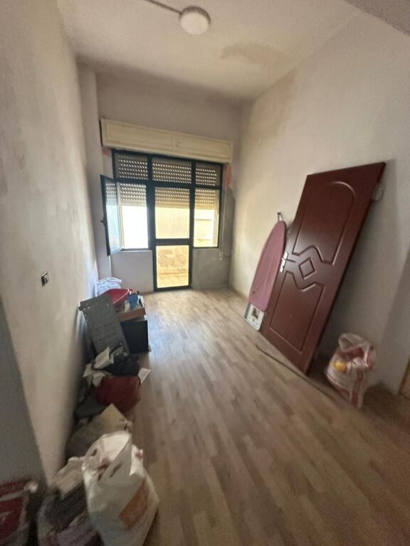 LOCALE COMMERCIALE IN AFFITTO CENTRO,DURRES