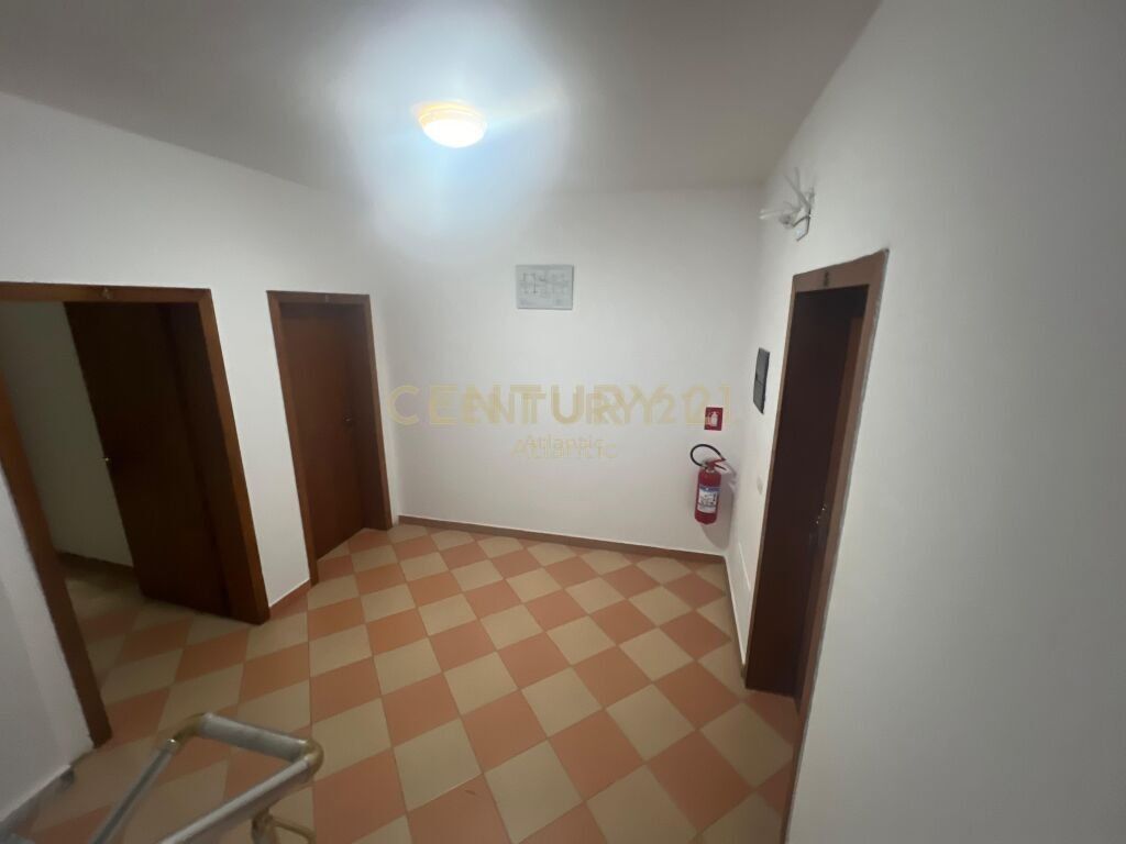 Hotel Për Qira në Shkëmbi I Kavajës, Durrës 6,500 € /Muaj