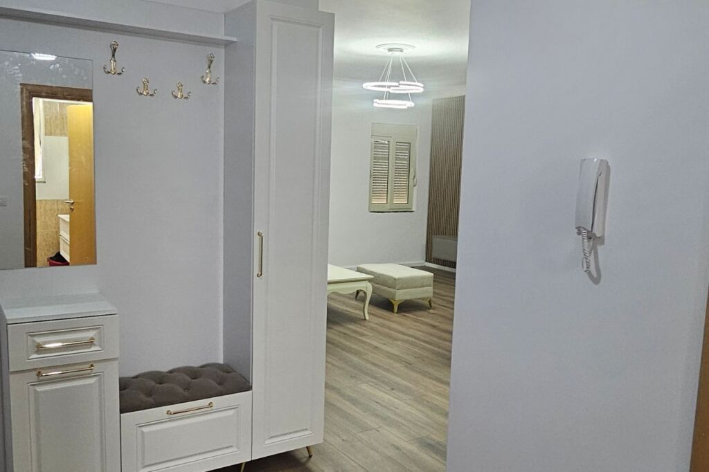 APPARTAMENTO IN AFFITTO A VLORA