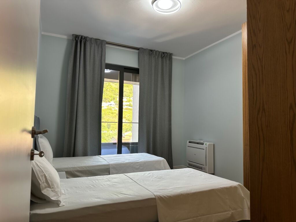 Appartamento 2+1+2 in vendita a Lungomare Vlore