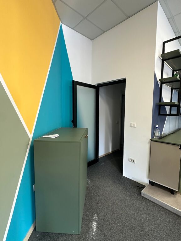 Ufficio in affitto ARLIS, di fronte a QSUT