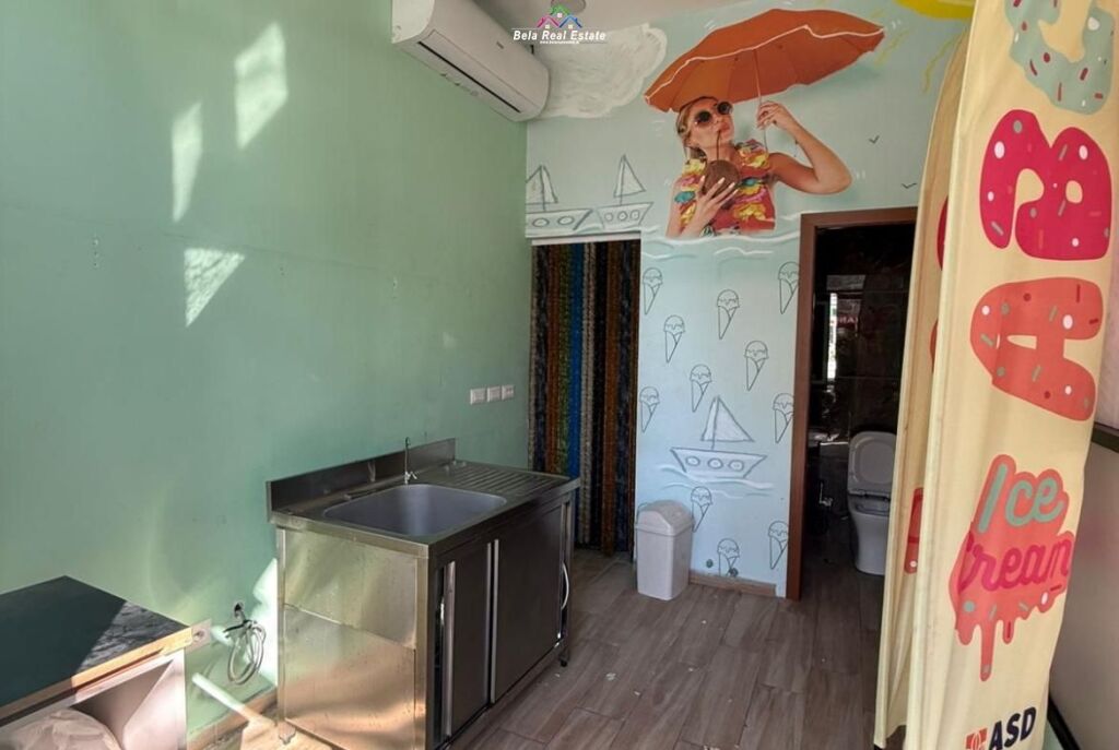 Dyqan Me Qera Tek Rruga Bardhyl ( ID BD21806 ) Tirane