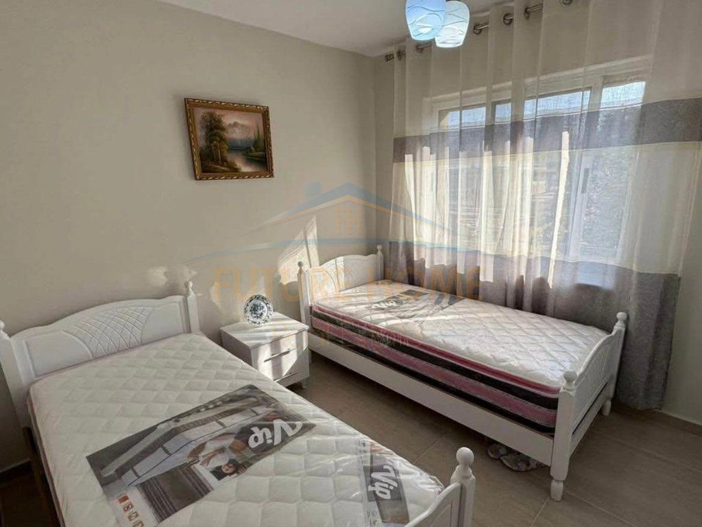 Affitto, Appartamento 2+1, Via Fortuzi, Tirana