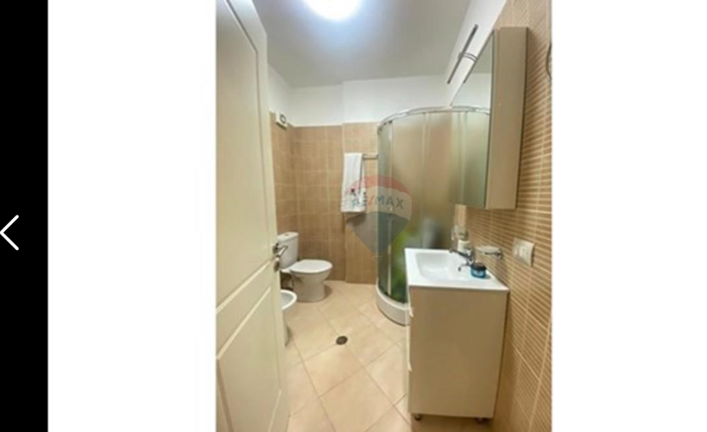 Apartament per shitje 2+1+2 tek Fresku