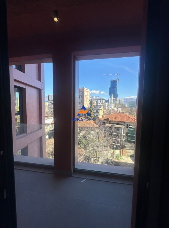 FOR RENT SPACE – IDEAL FOR OFFICE " KAVAJES STREET " 1000 EURO