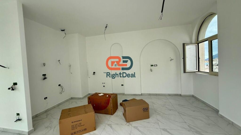 At Santorini Complex 1, In Dhermi, Super Apartment 3+1+2 With Veranda And Parking Spot For Sale !!!