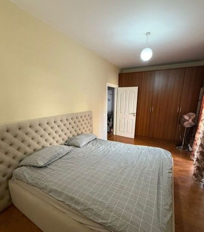 VENDIAMO APPARTAMENTO 2+1+VERANDA A YZBERISHT