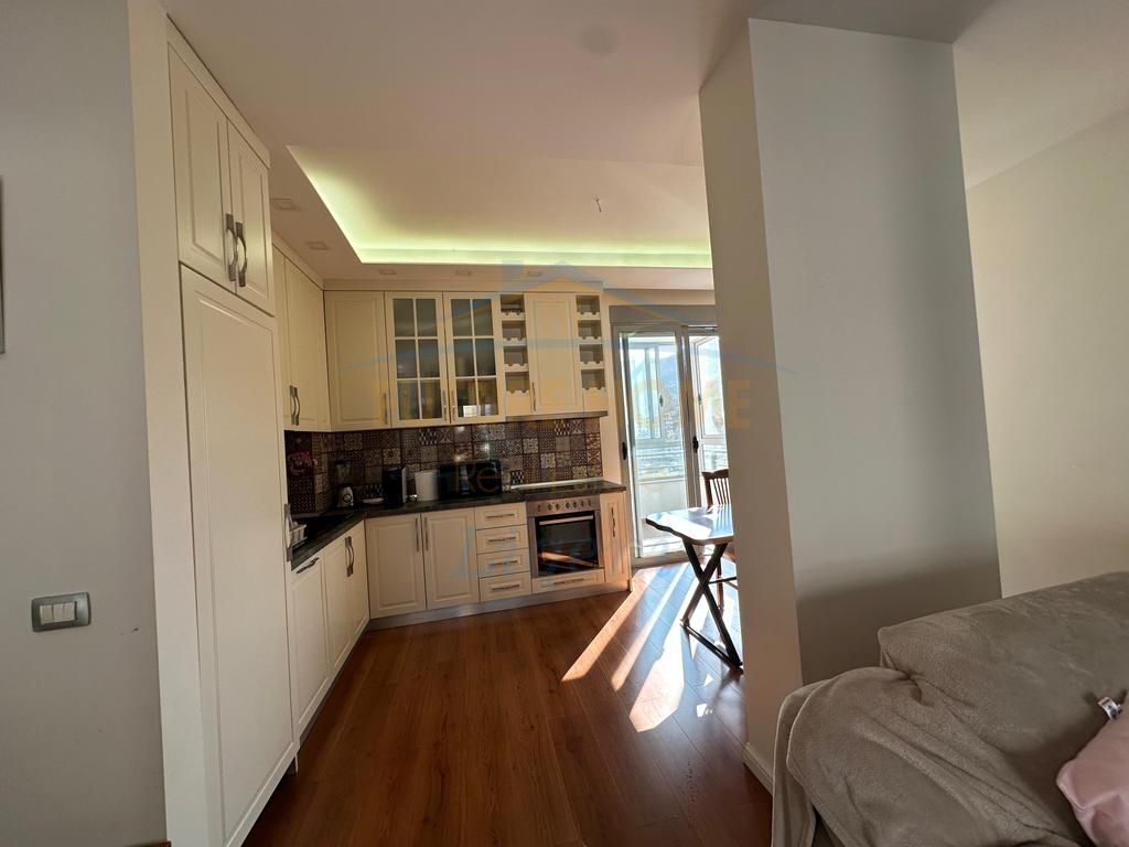 Affitto, Appartamento 2+1, Lago Secco, Tirana.