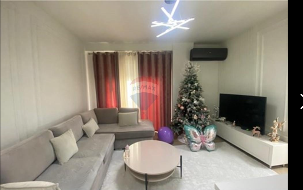 Apartament per shitje 2+1+2 tek Fresku
