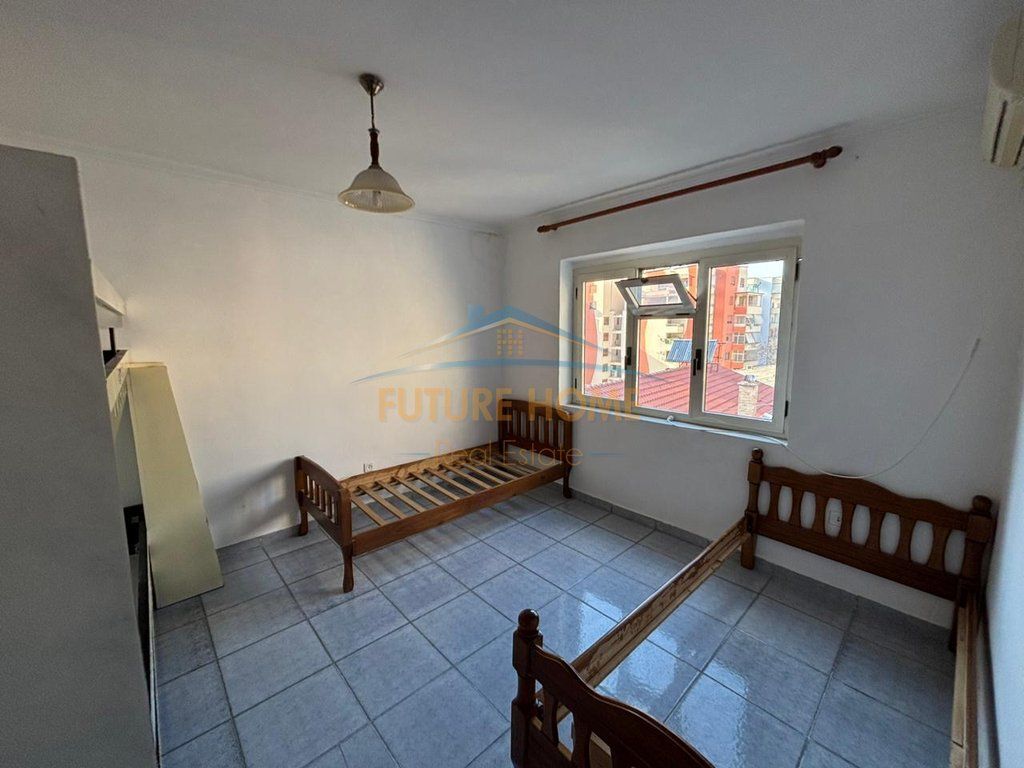 Qera,Apartament 2+1,Myslym Shyri,Tiranë