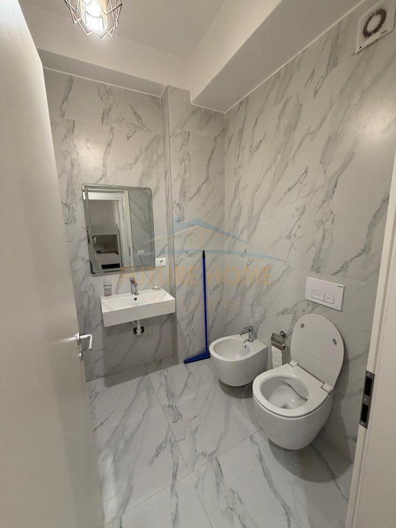 Qera, Apartament 2+1+2+Post Parkimi,Kompleksi Kaimi,Ali Demi,Tirane.