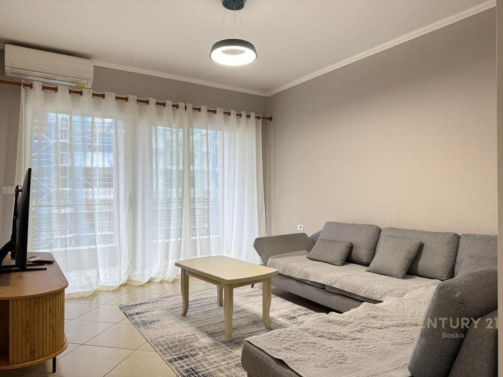 Apartament 2+1 Për Qira në Don Bosco, Tiranë