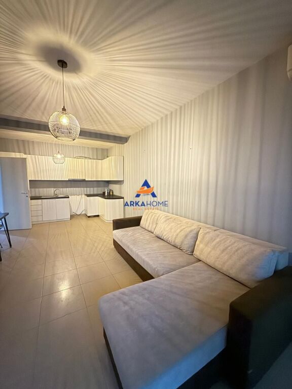 SHITET APARTAMENT 2+1+BALLKON " TE LIQENI I THATE " 233 000 EURO