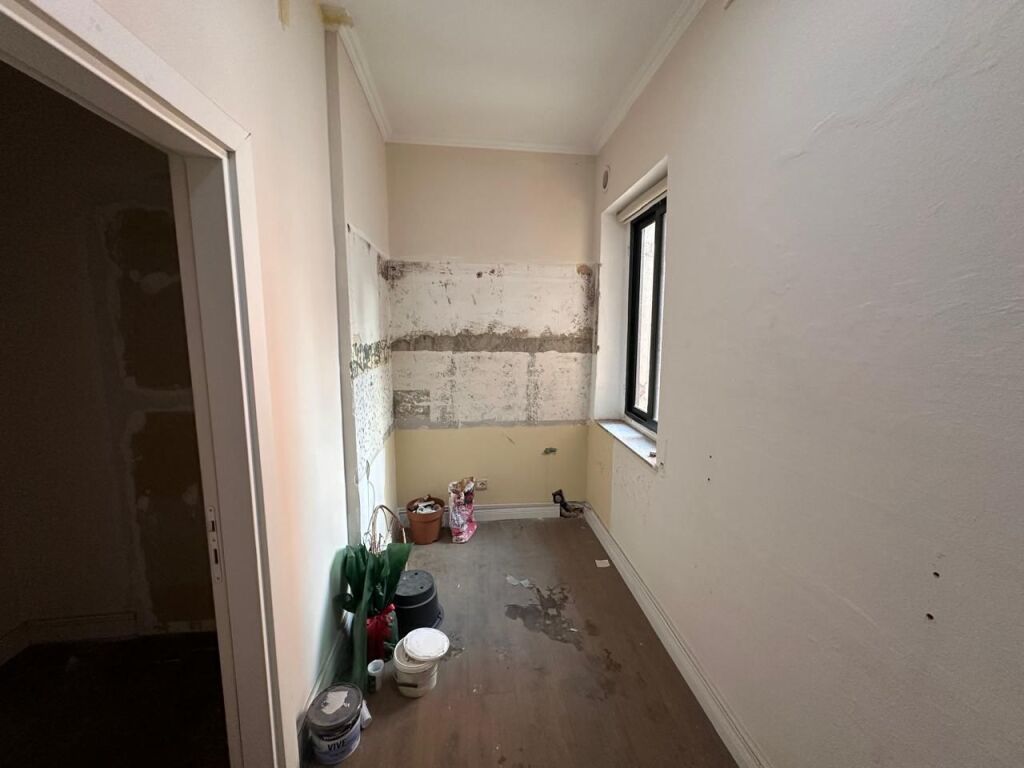 UFFICIO IN AFFITTO 100 M2 BLOK 100.000 LEKE